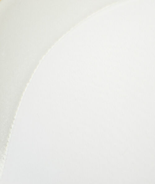 Soutien-gorge n°5 - coques fines en microfibre ecru.