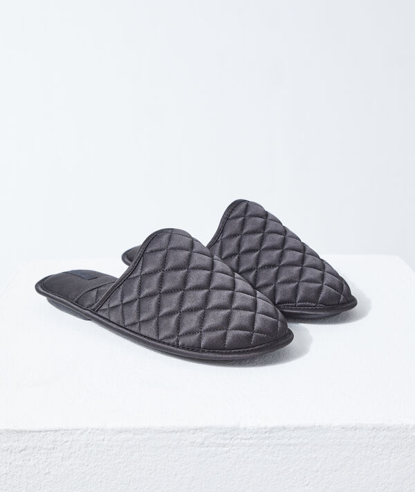 Chaussons mules matelassées Chaussons mules matelassées;${refinementColor}
