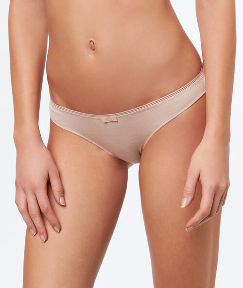 Culotte unie, bande ajourée Culotte unie, bande ajourée