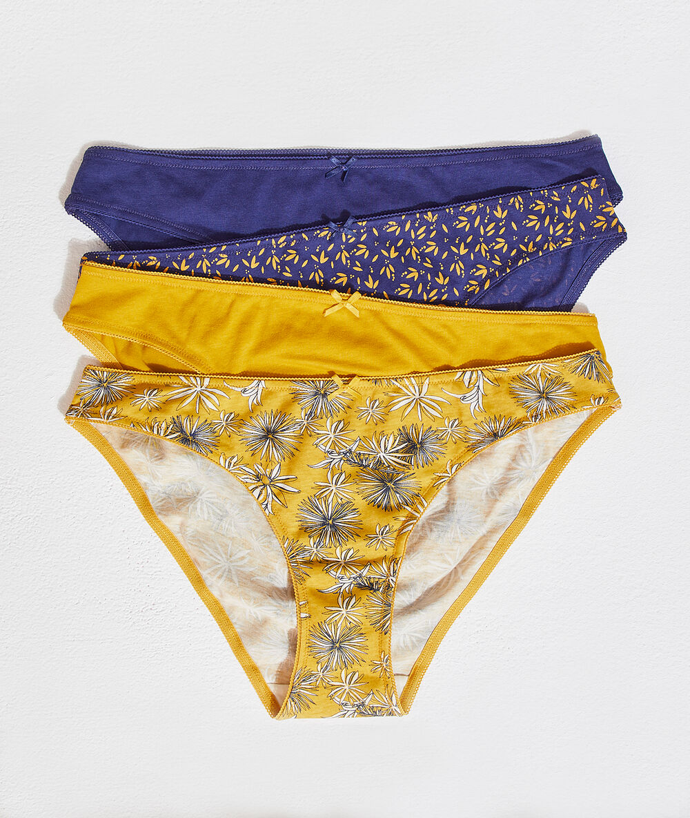 Lot de 4 culottes ocre.