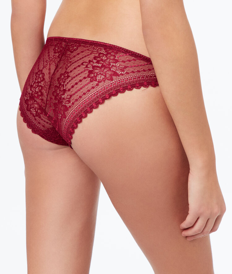 Culotte en dentelle florale grenat.