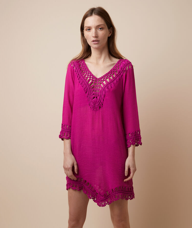 Tunique de plage fushia.