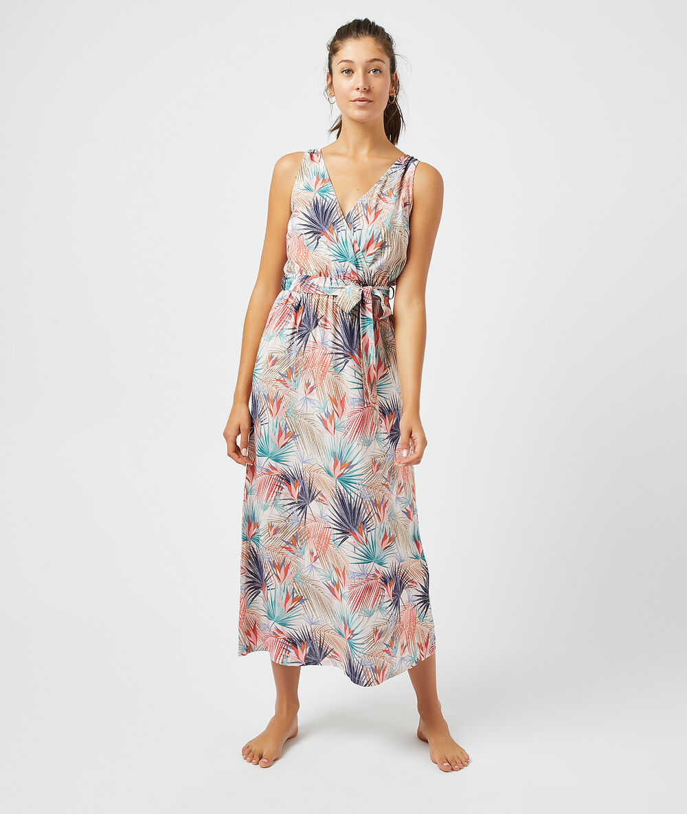 Robe longue imprimée multicolore.