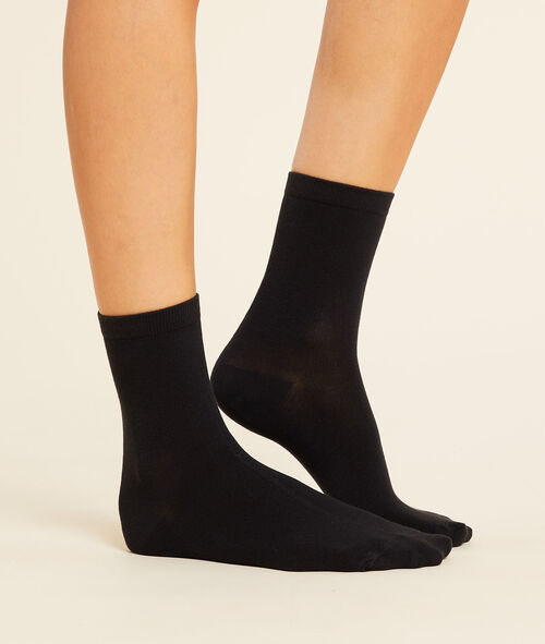 2 paires de chaussettes 2 paires de chaussettes