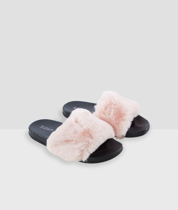 Chaussons ouverts en fausse fourrure Chaussons ouverts en fausse fourrure;${refinementColor}