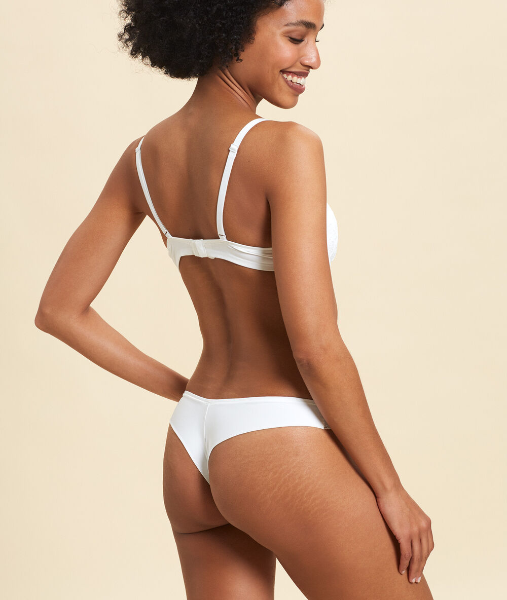 Soutien-gorge n°5 - coques fines ecru.