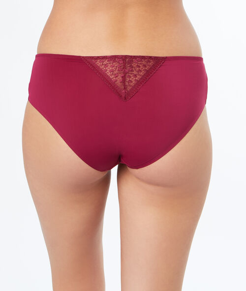 Shorty microfibre et triangle en dentelle bordeaux grenat.