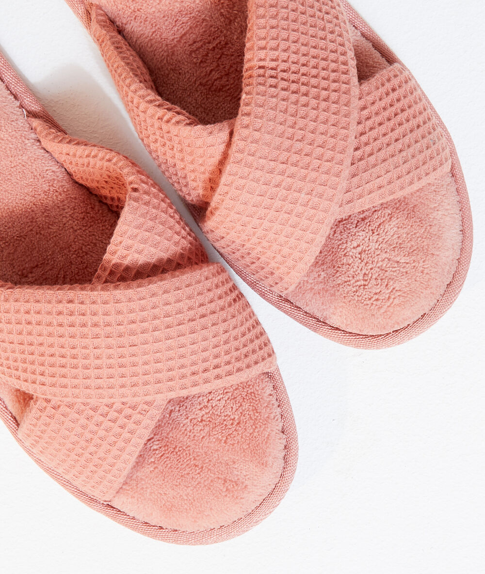 Mules ouvertes rose.