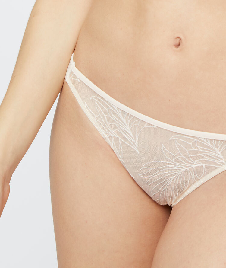 Slip en dentelle et microfibre blush.