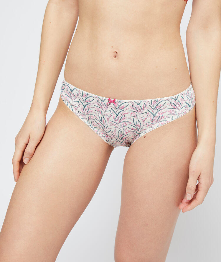 Lot de 4 culottes rose.