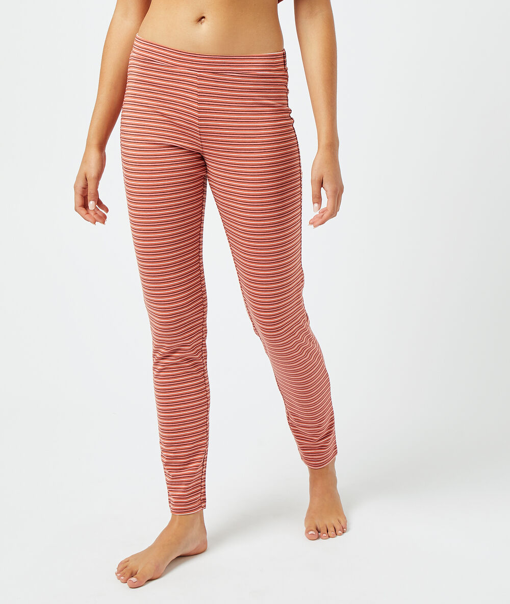 Pantalon à rayures brique roux.