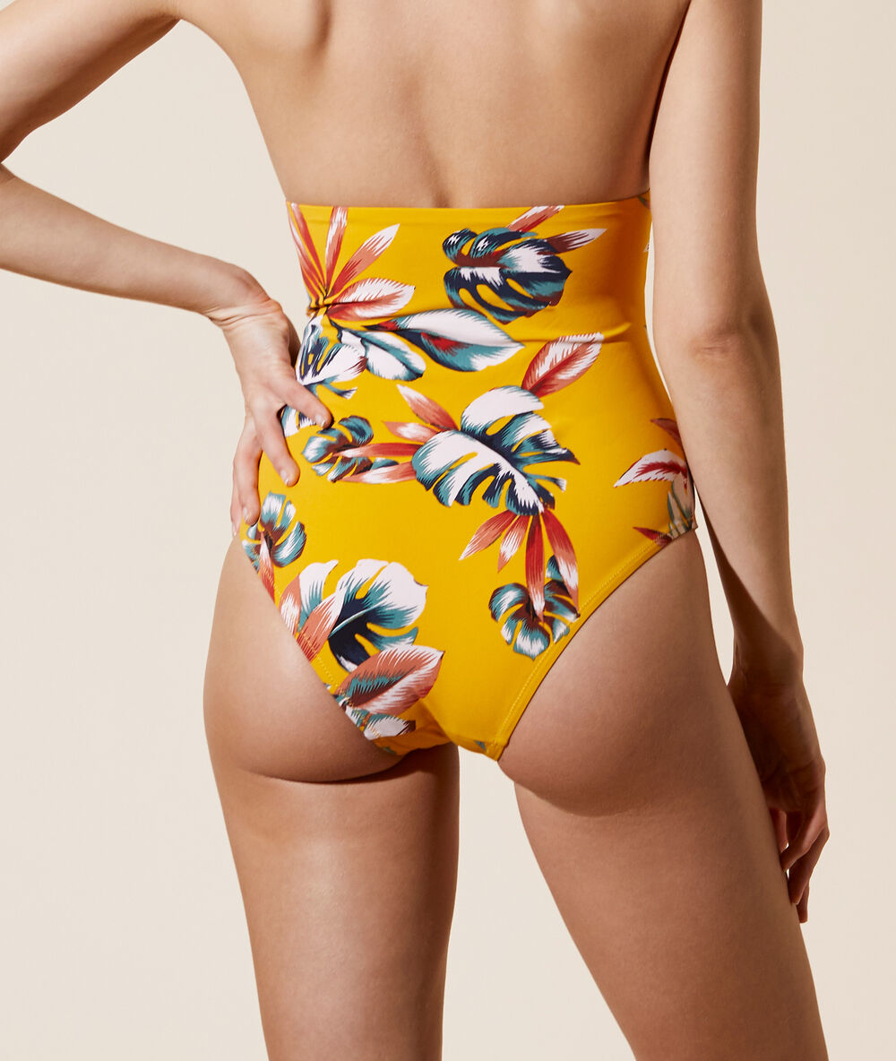Maillot de bain une pièce, sans coques ocre.