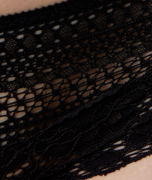 Shorty tout dentelle noir.