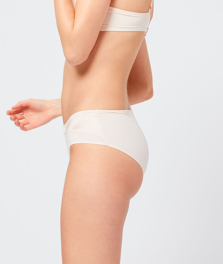 Shorty en microfibre rose poudre.