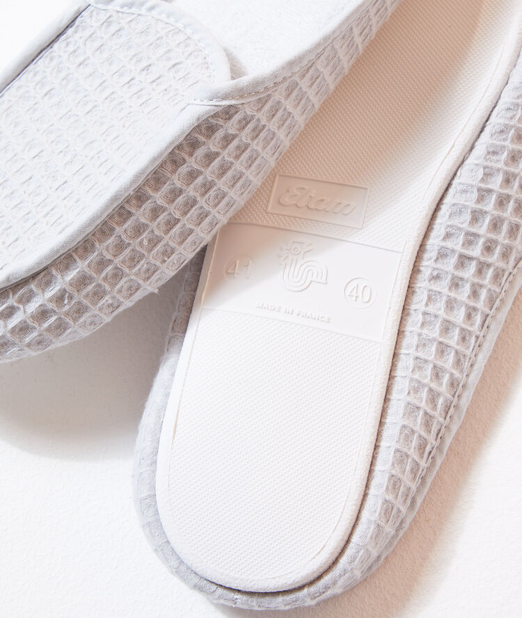 Mules maille nid d'abeille gris.