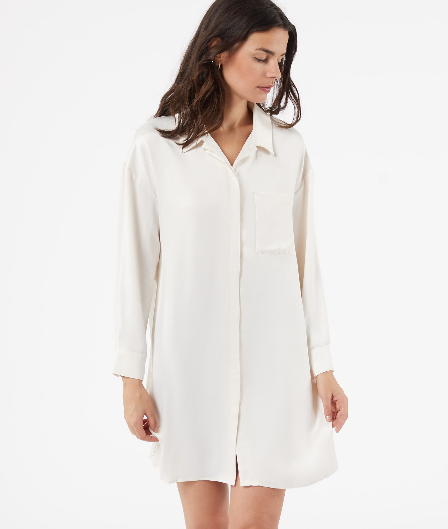 Chemise de nuit satin e